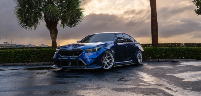最佳 BMW M5 G90 车身套件