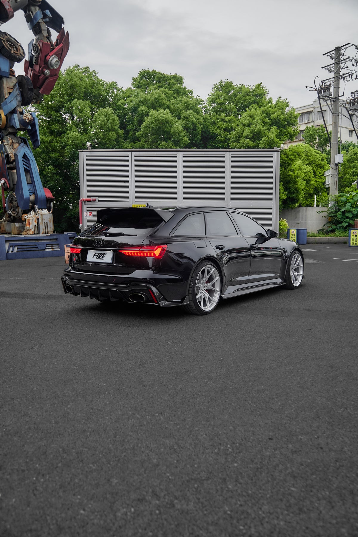 Wuhan RS6 C8