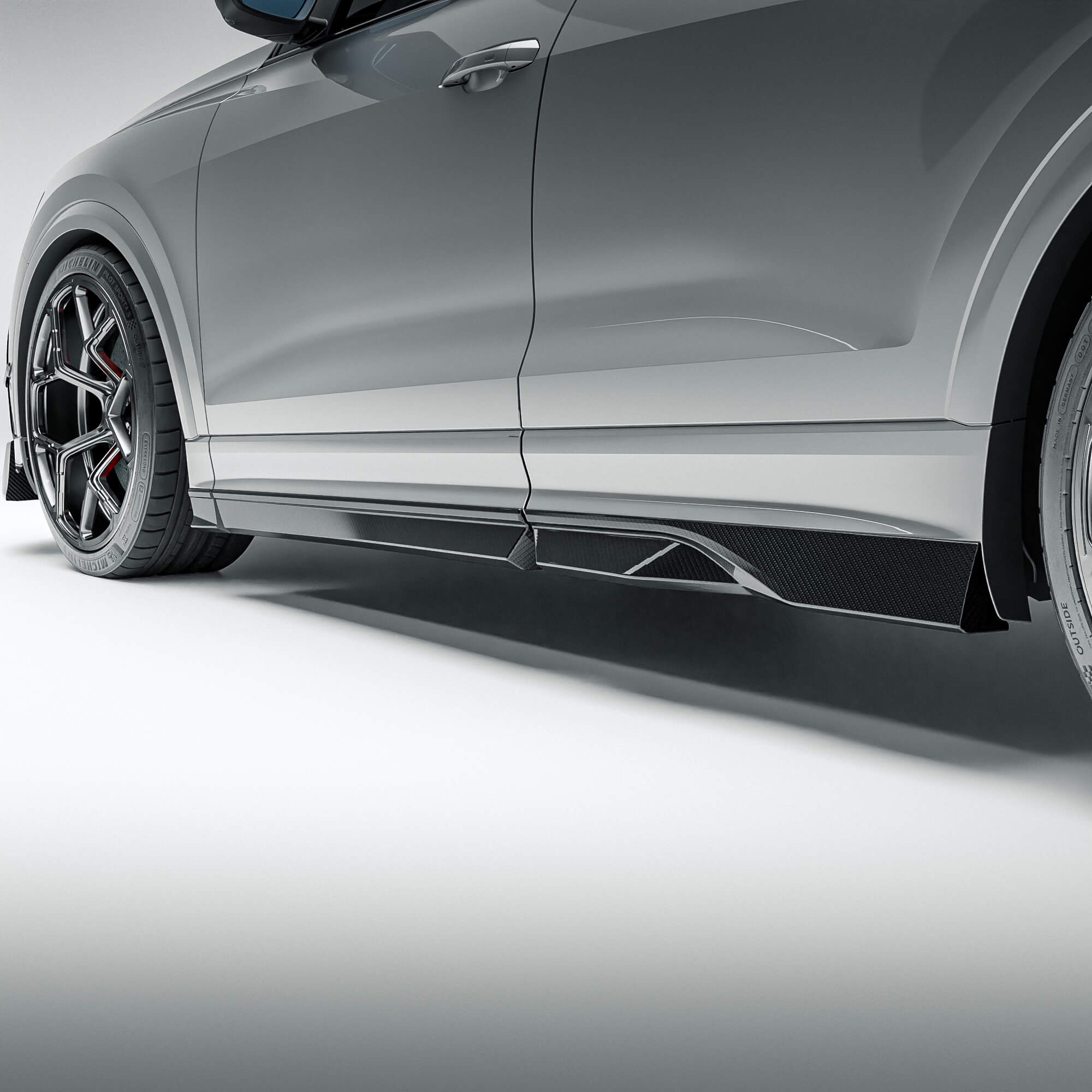 audi-rsq8-pre-lci-carbon-fiber-side-skirts-revozport