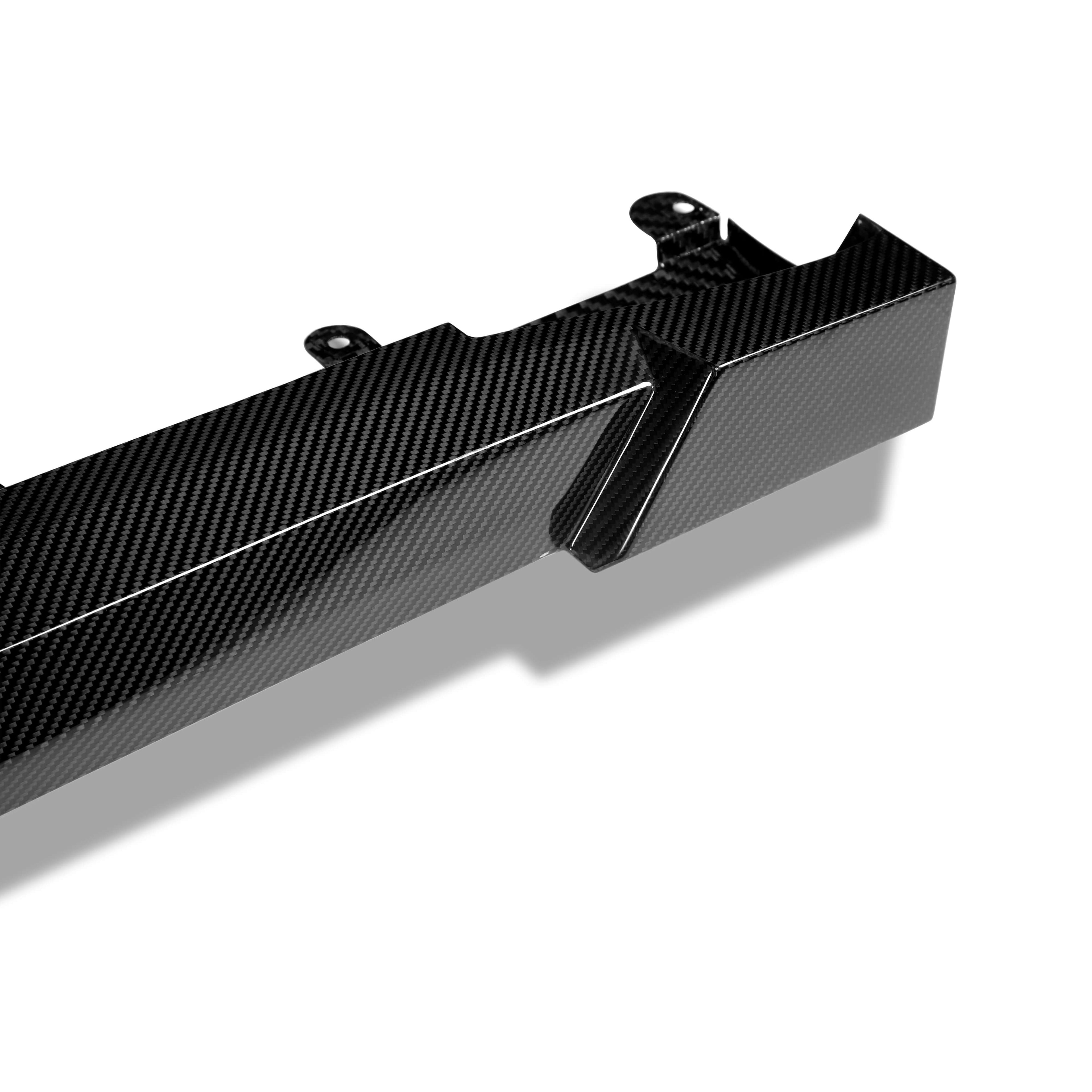 bmw-g09-xm-carbon-fiber-side-skirts