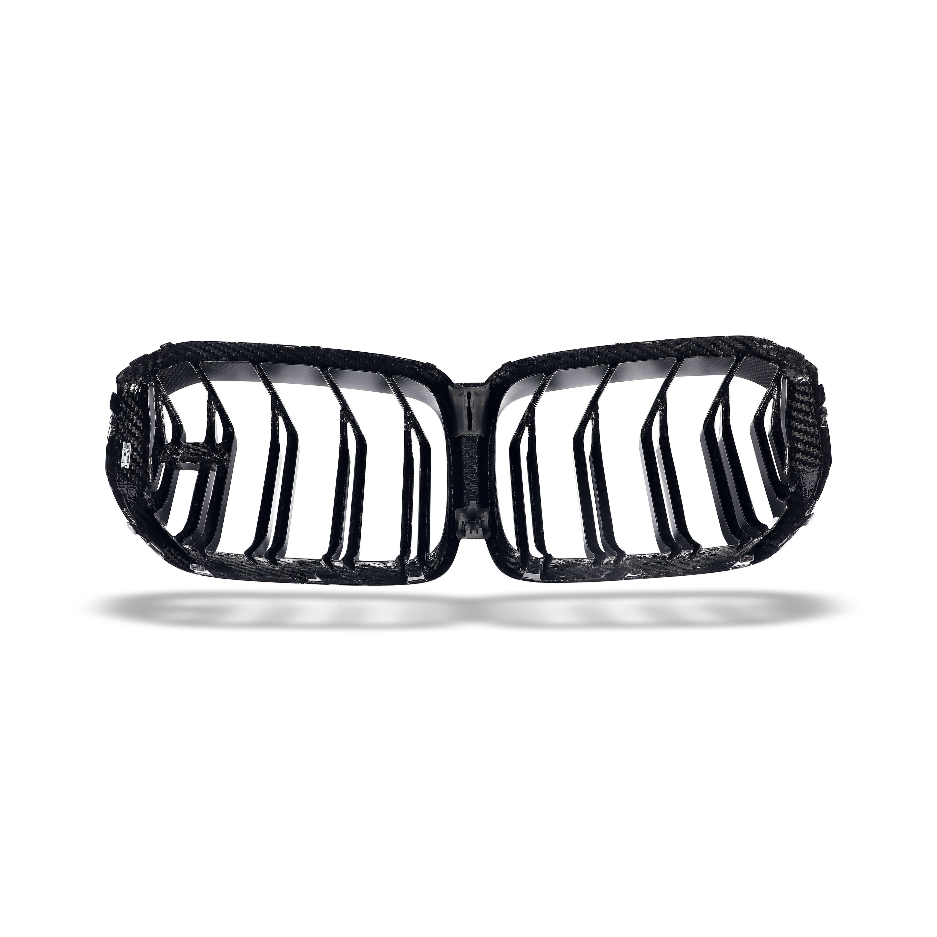 bmw-x5m-f95-pre-lci-carbon-fiber-front-grill-revozport-white-base-actual-photos