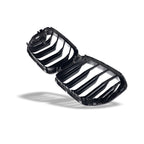 bmw-x5m-f95-pre-lci-carbon-fiber-front-grill-revozport-white-base-actual-photos