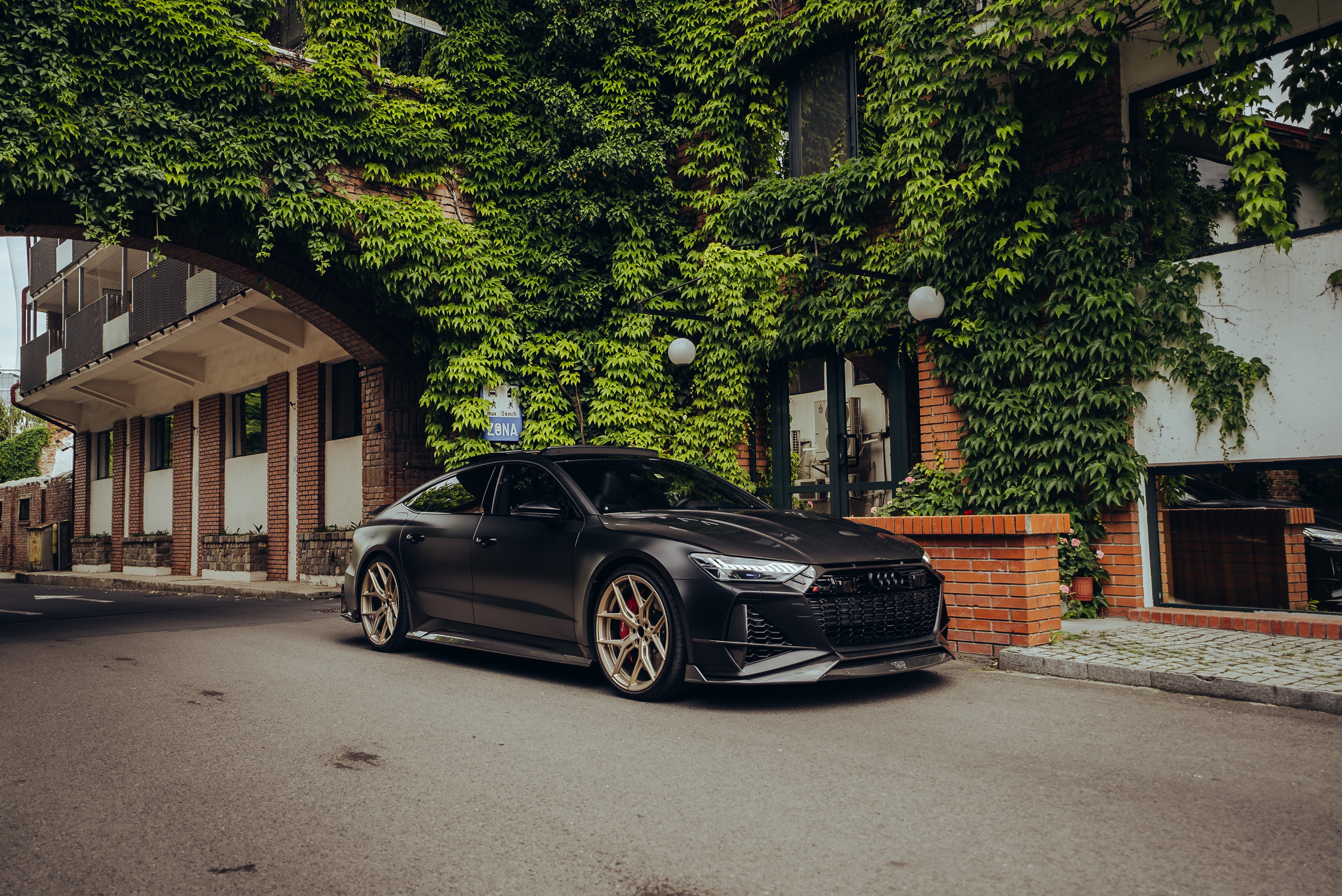 Audi Street Program RevoZport carbon body kit